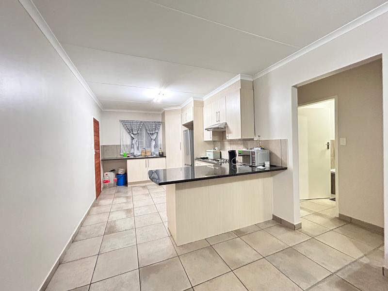 2 Bedroom Property for Sale in Ngwenya River Estate North West